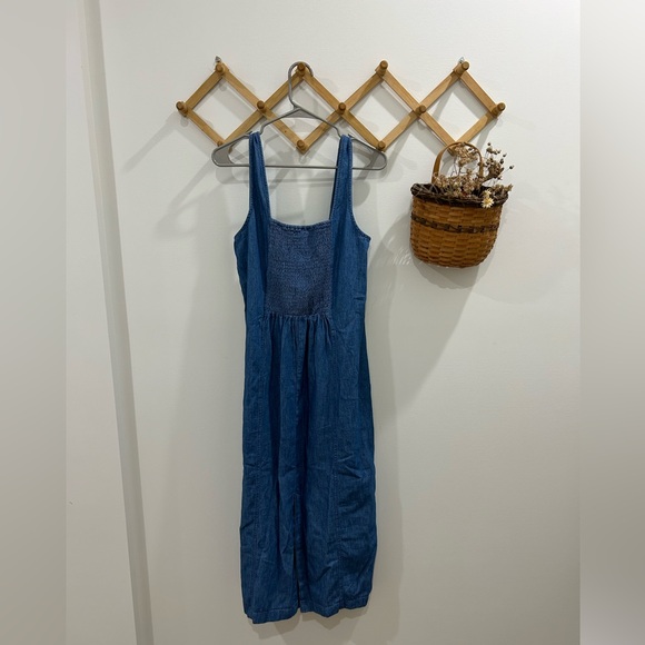 NWT square neck denim dress - Picture 2 of 3